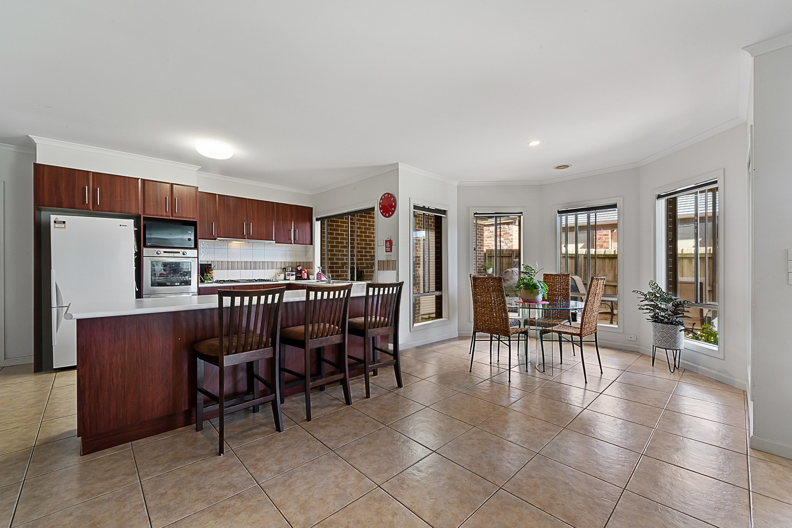 13 Margaret Place, Taylors Hill, VIC 3037, Taylors Hill - Thumbnail 4
