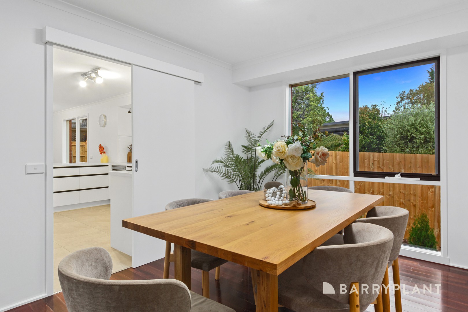 13 Markhill Place, Knoxfield, VIC 3180, Knoxfield - Thumbnail 4