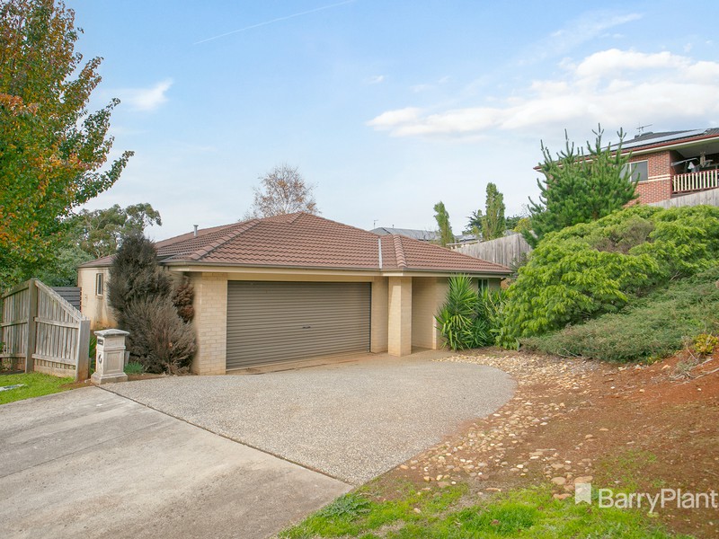 13 Mathew Court, Drouin, VIC 3818 - Image - 13/11/2025