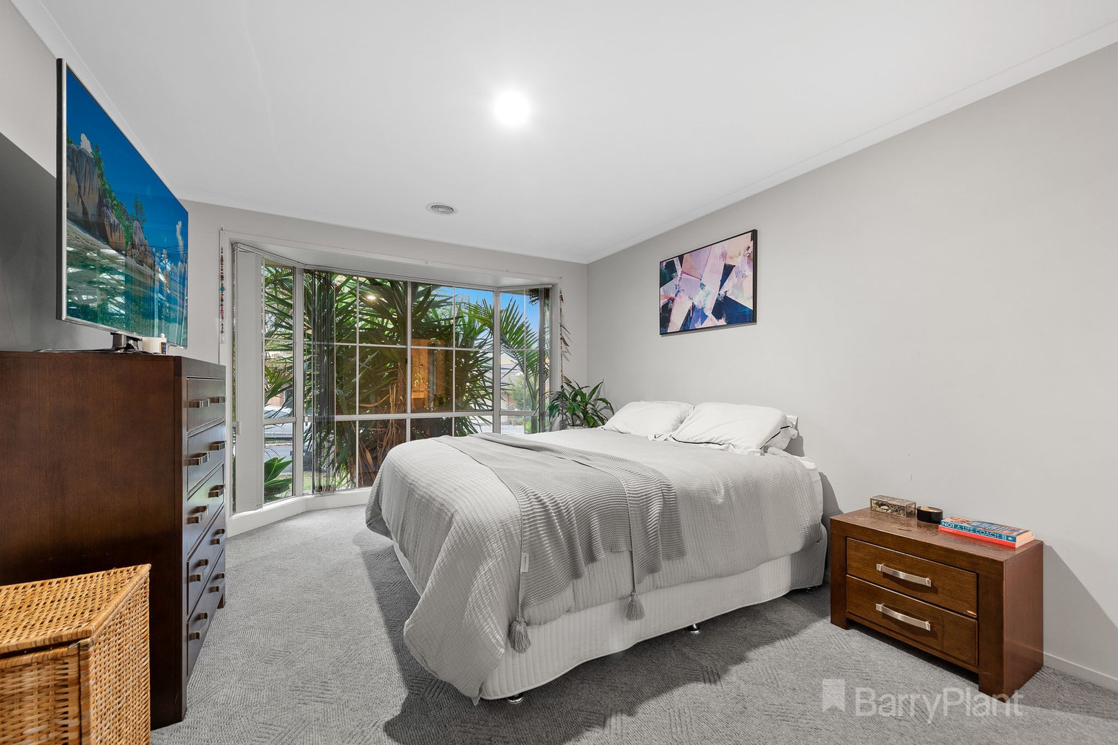 13 Mccubbin Way, Berwick, VIC 3806, Berwick - Thumbnail 2