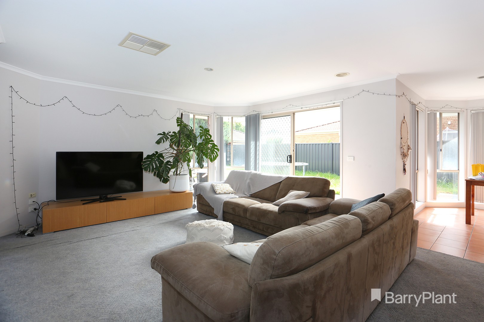 13 Mccubbin Way, Berwick, VIC 3806, Berwick - Thumbnail 3