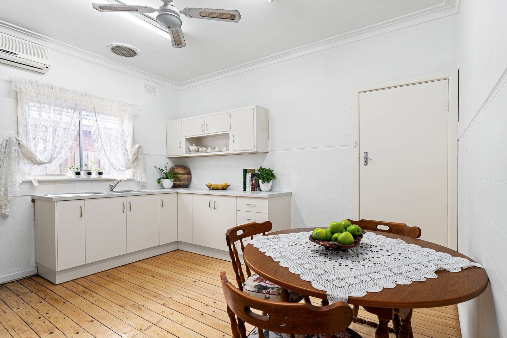 13 McLaughlin Street, Ardeer, VIC 3022, Ardeer - Thumbnail 3