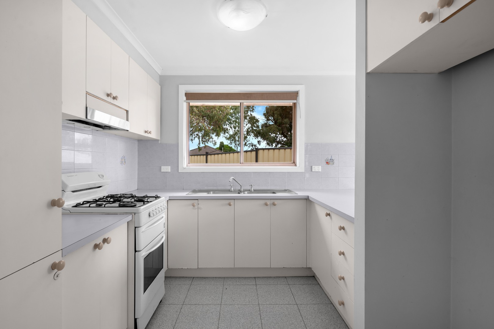 13 Meade Way, Sydenham, VIC 3037, Sydenham - Thumbnail 4
