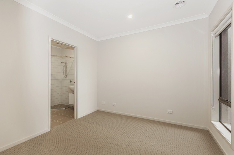 13 Medallion Ave, Beveridge, VIC 3753, Beveridge - Thumbnail 4