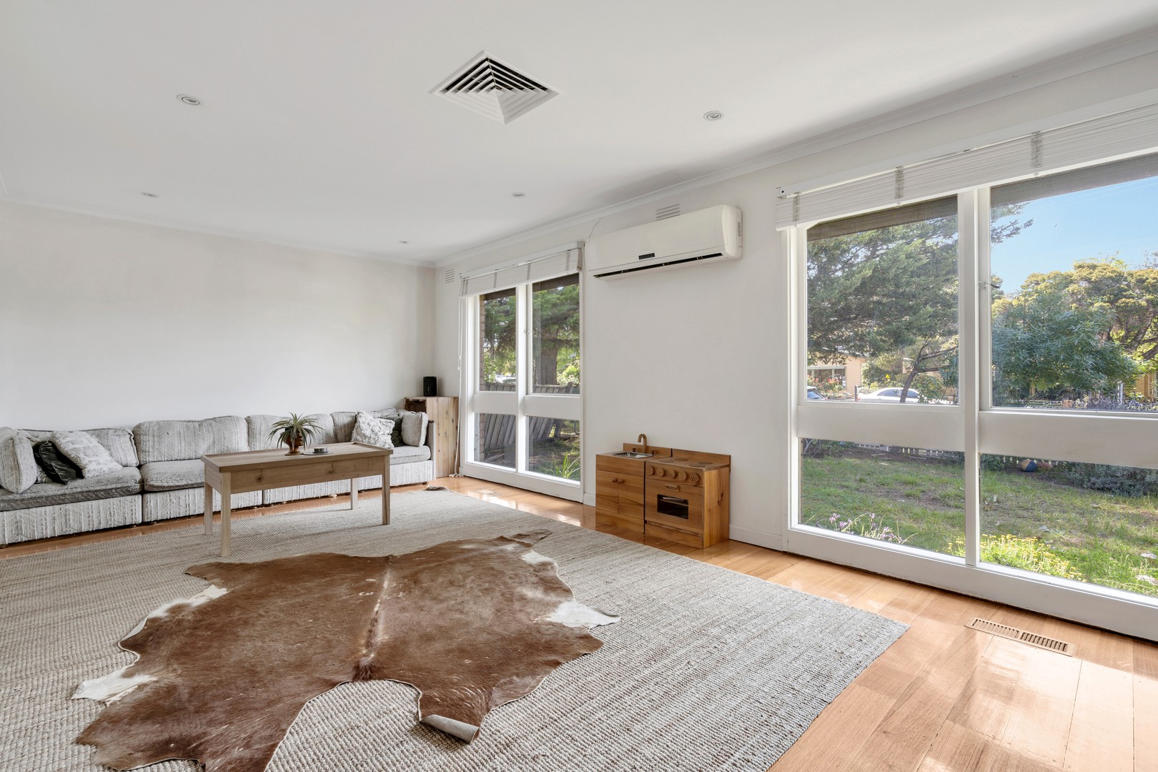 13 Milleara Road, Keilor East, VIC 3033, Keilor East - Thumbnail 4