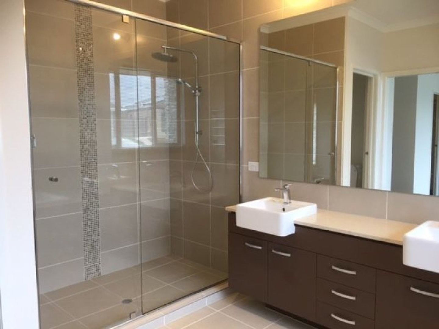 13 Montpellier Crescent, Craigieburn, VIC 3064, Craigieburn - Thumbnail 5