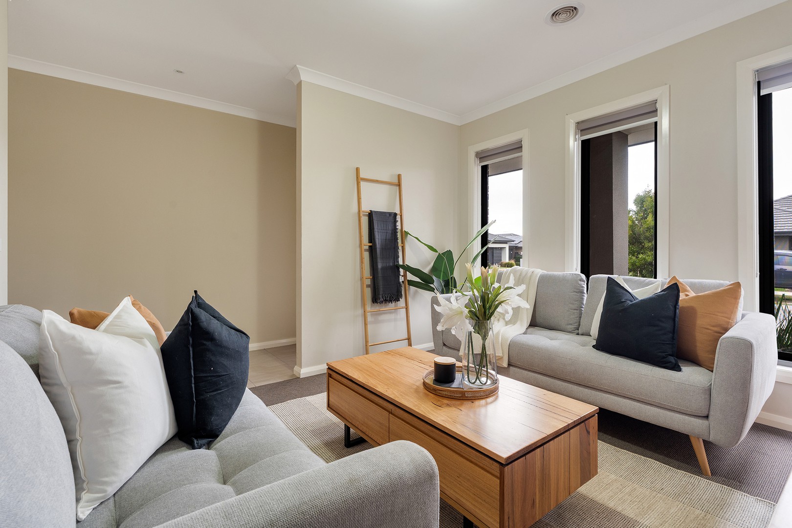 13 Mountleigh Circuit, Craigieburn, VIC 3064, Craigieburn - Thumbnail 4