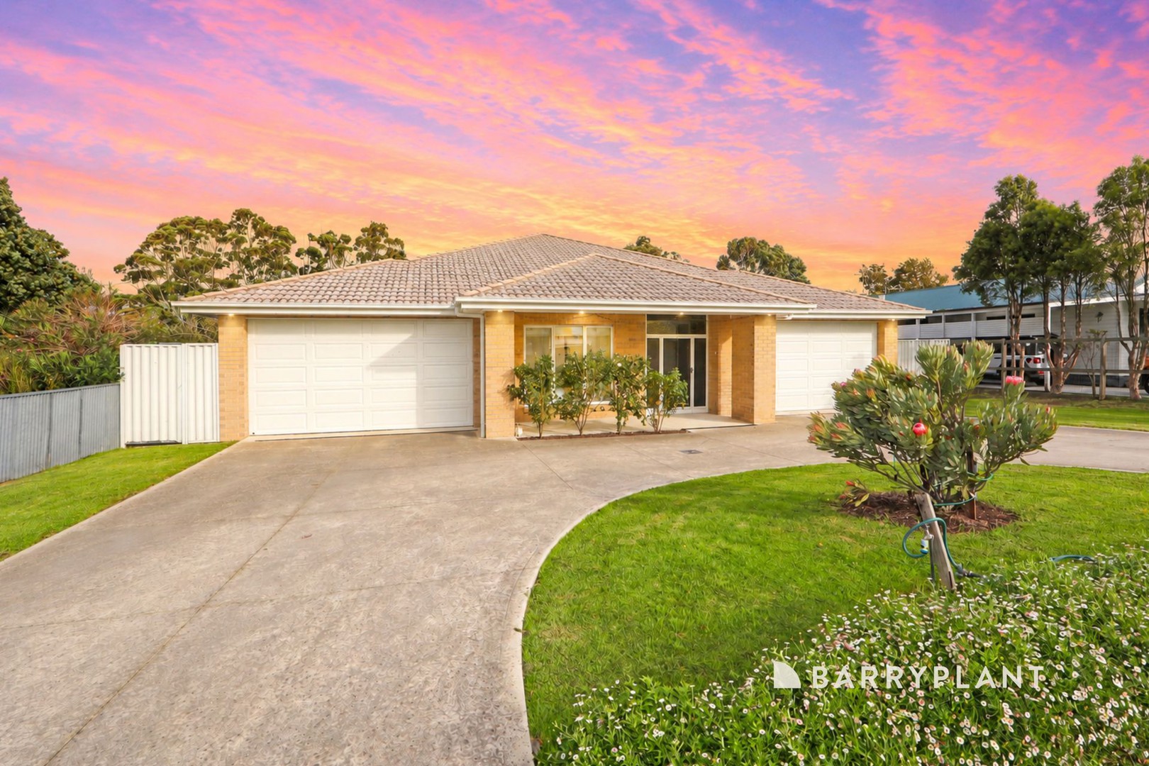 13 Mulcare Street, Nar Nar Goon, VIC 3812 - Thumbnail 2 - 03/06/2026
