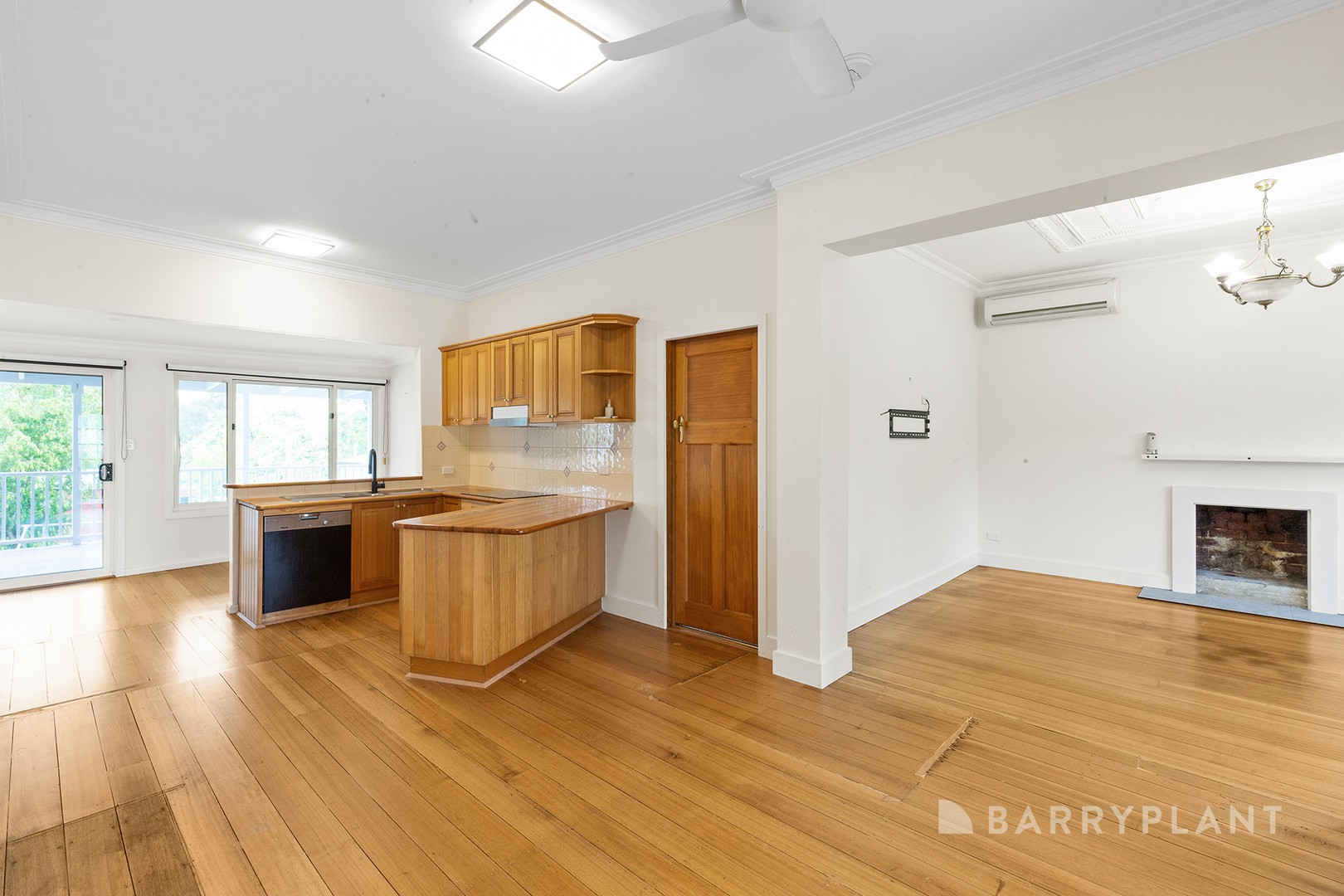 13 Nash Road, Bunyip, VIC 3815 - Thumbnail 2 - 07/01/2025