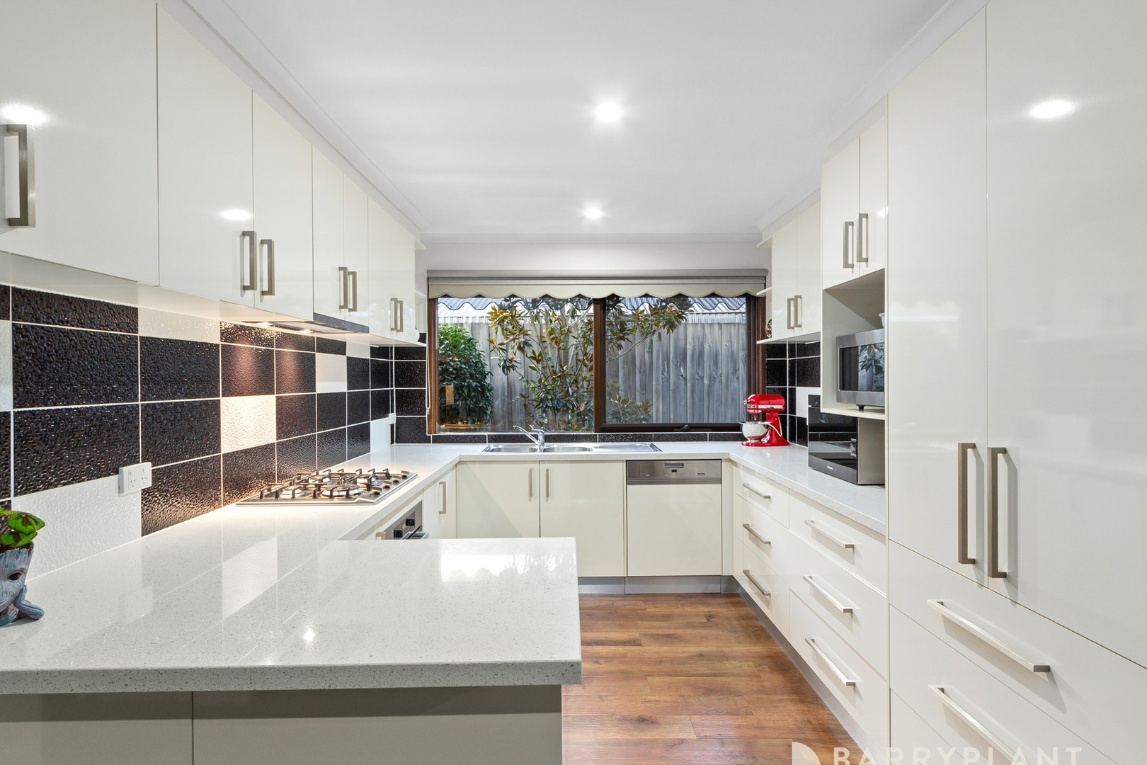 13 Newcombe Court, Wantirna South, VIC 3152, Wantirna South - Thumbnail 3
