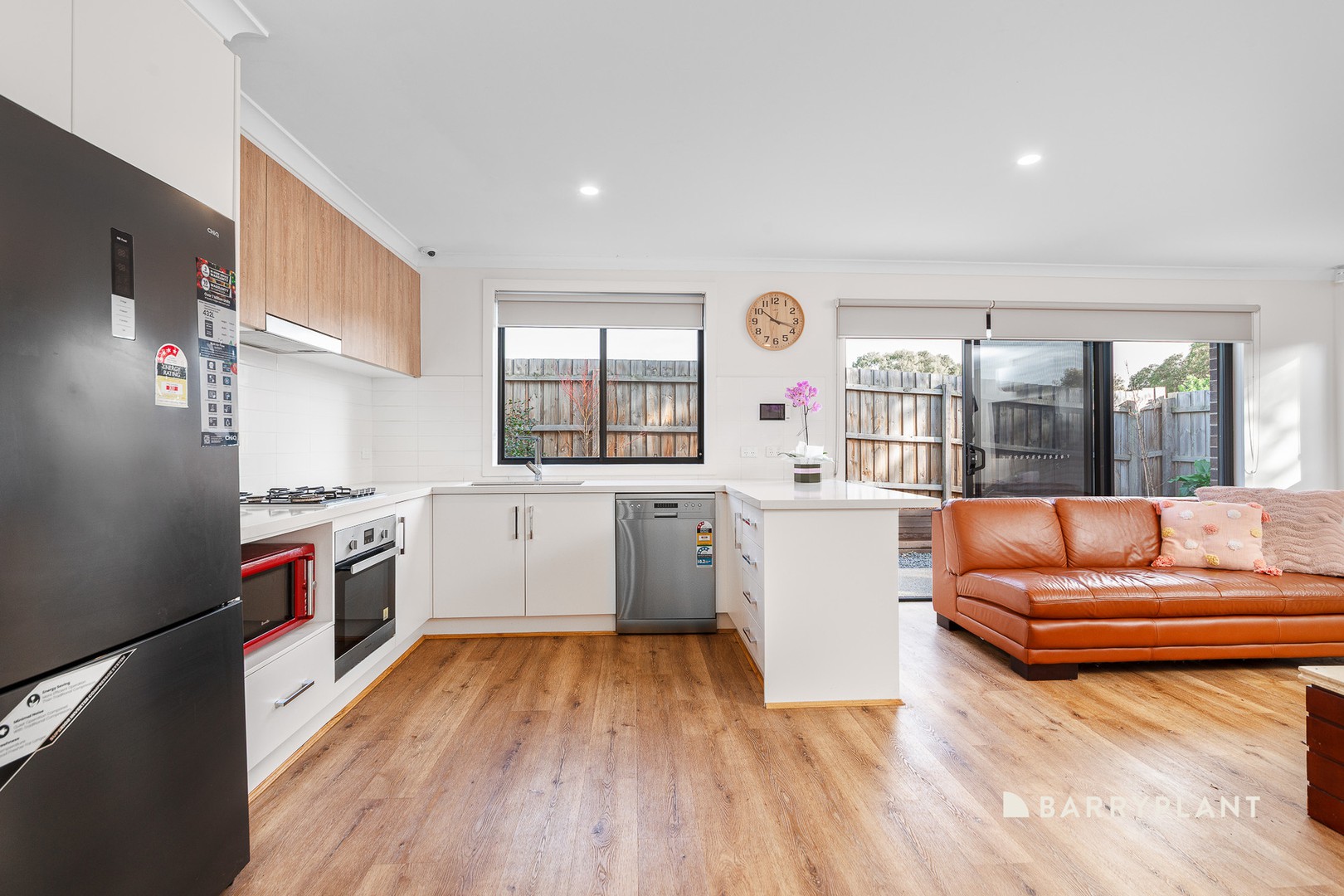 13 Nilgiri Lane, South Morang, VIC 3752 - Thumbnail 2 - 27/07/2026