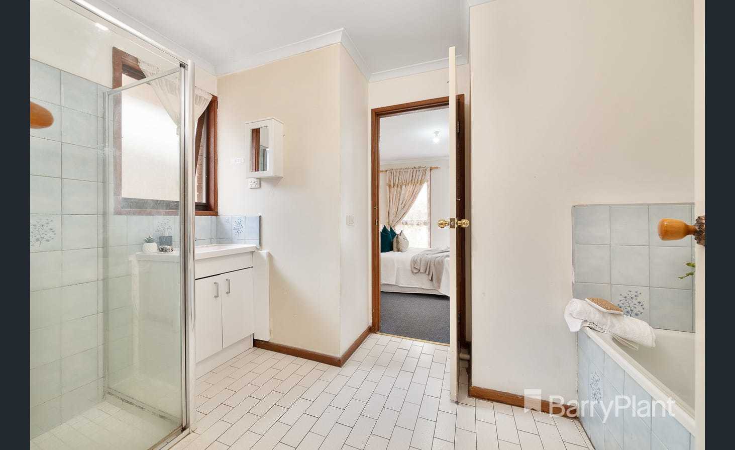 13 Officer Street, Meadow Heights, VIC 3048, Meadow Heights - Thumbnail 7