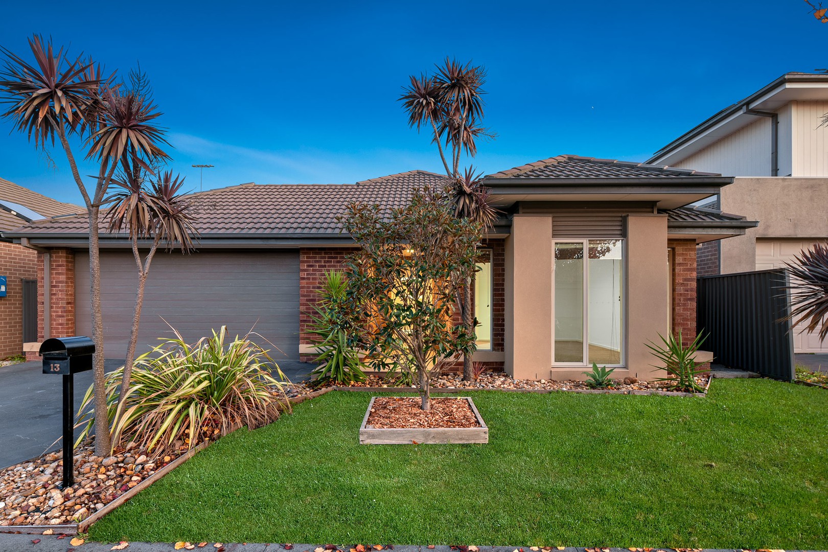 13 Page Close, Pakenham, VIC 3810