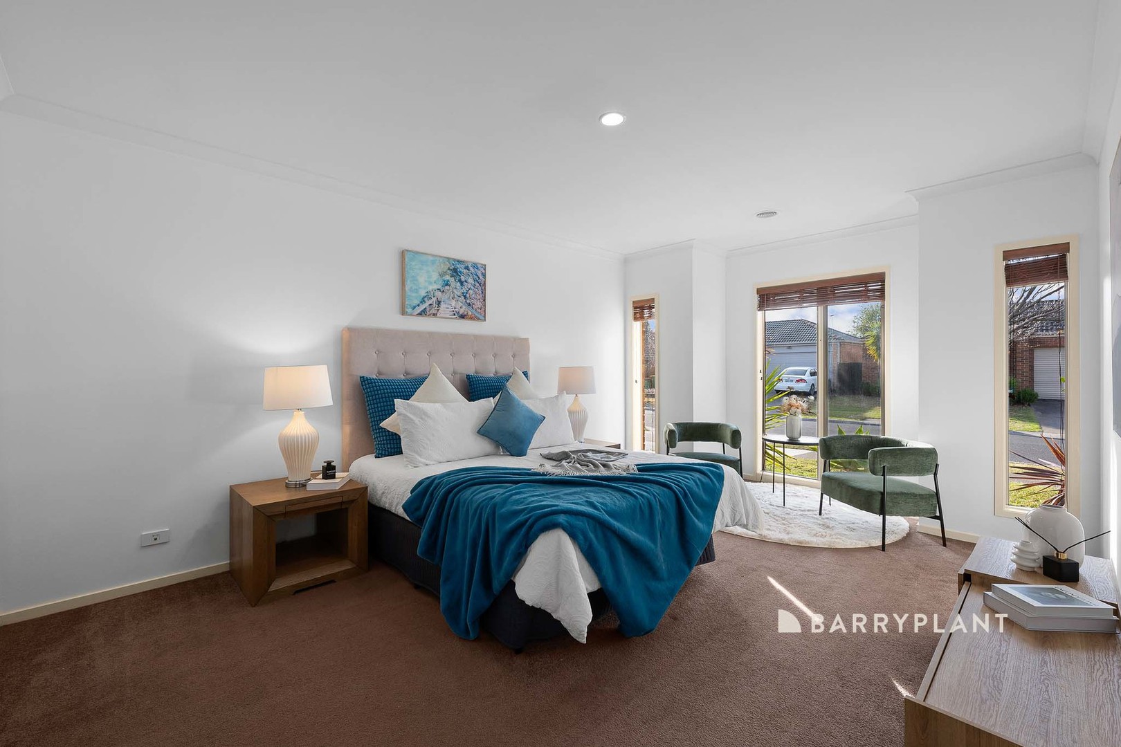 13 Page Close, Pakenham, VIC 3810, Pakenham - Thumbnail 3