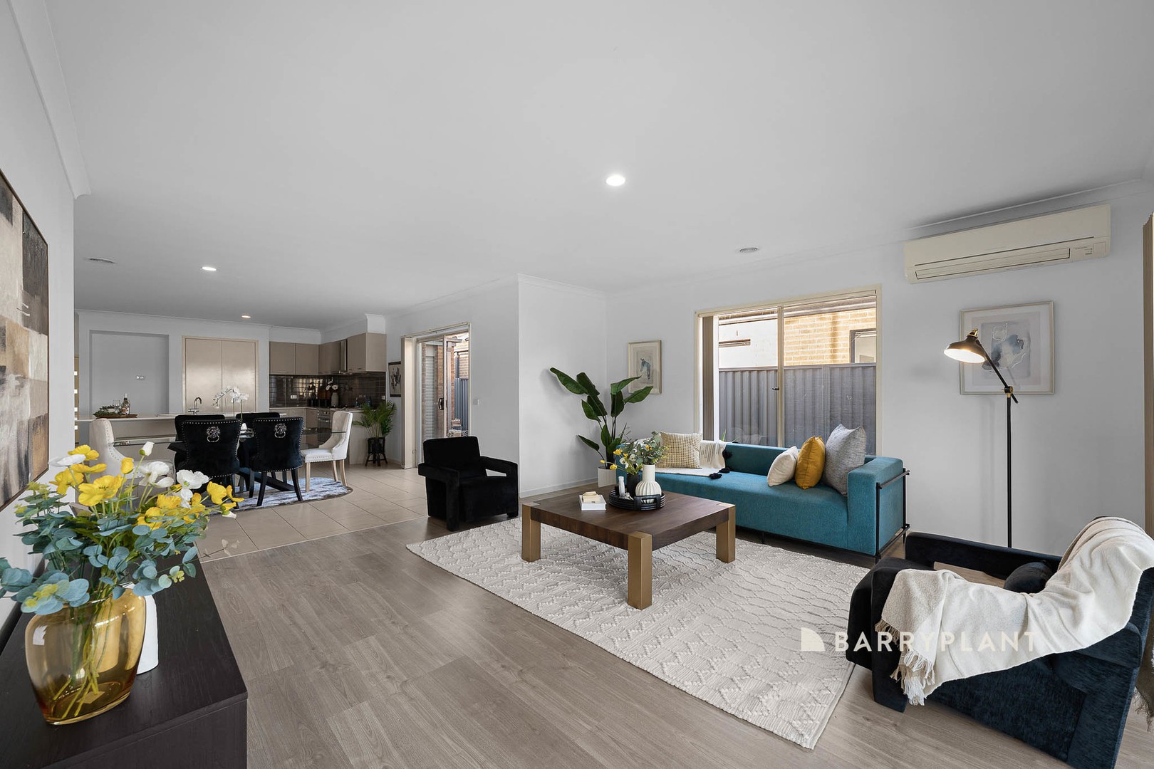 13 Page Close, Pakenham, VIC 3810, Pakenham - Thumbnail 4