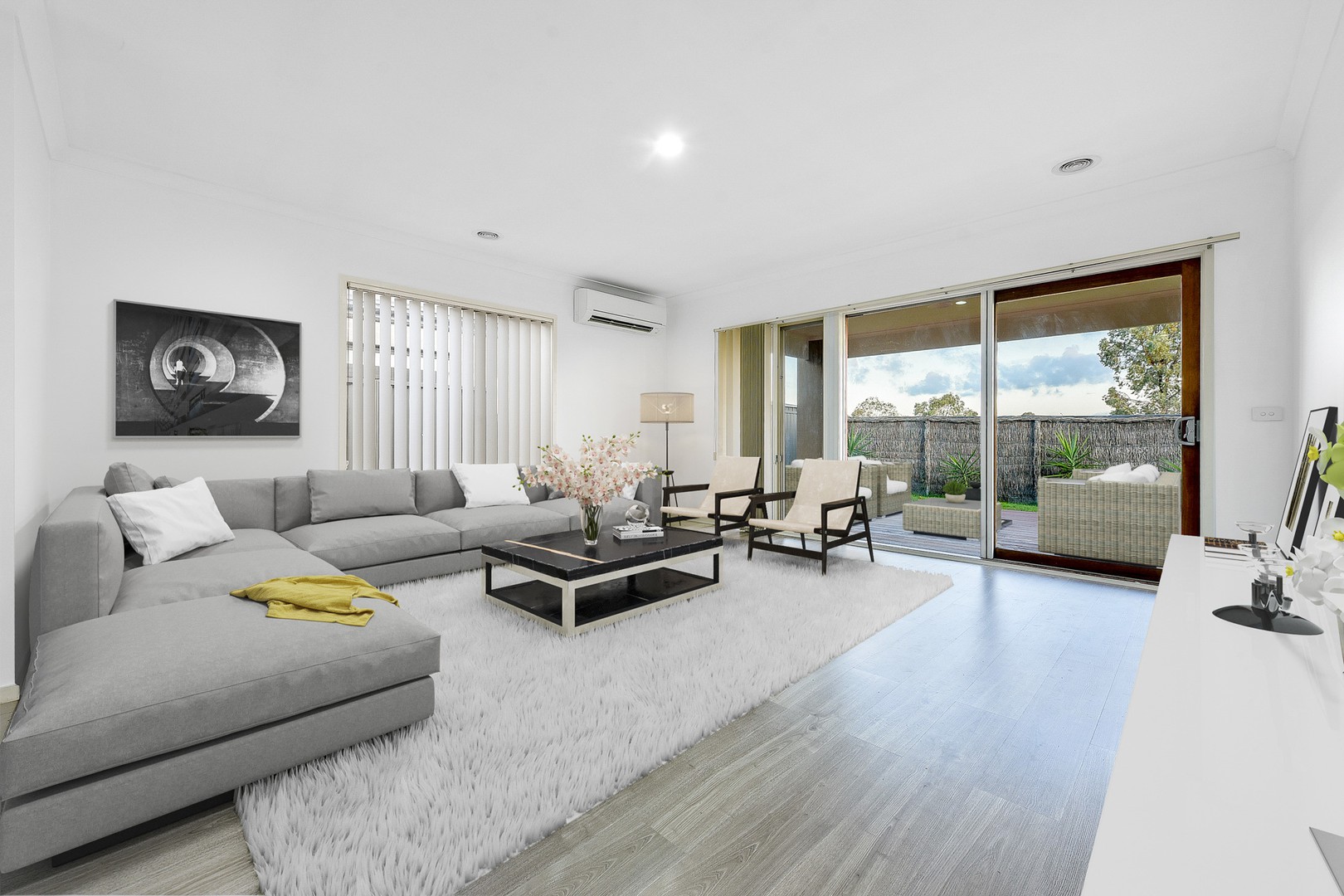 13 Page Close, Pakenham, VIC 3810, Pakenham - Thumbnail 4