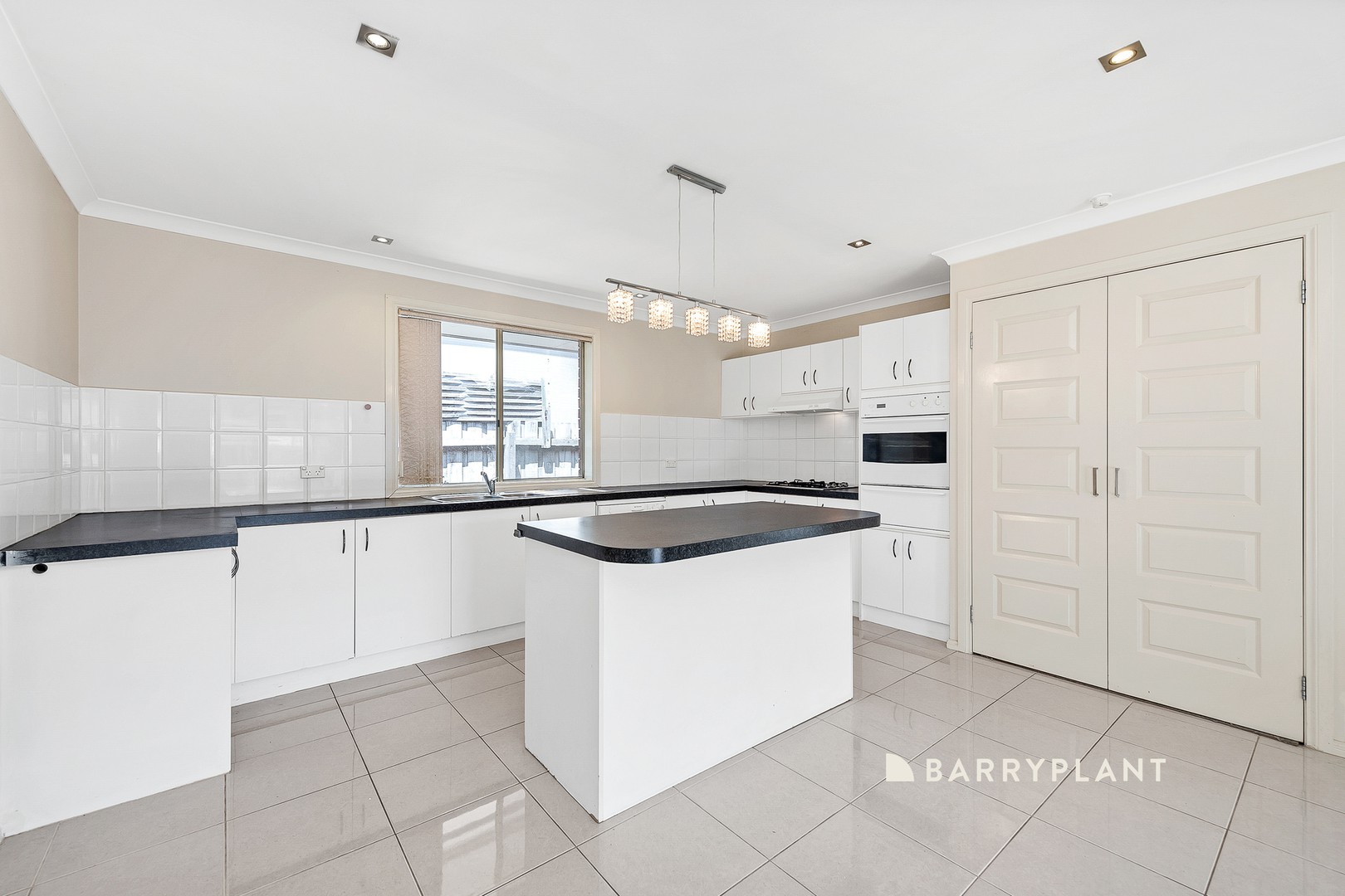 13 Pater Close, Narre Warren, VIC 3805, Narre Warren - Thumbnail 2