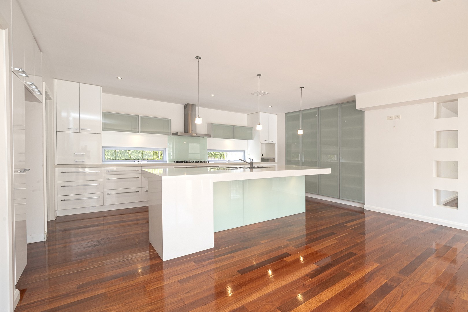 13 Pembury Way, Hillside, VIC 3037 - Thumbnail 1 - 29/01/2026