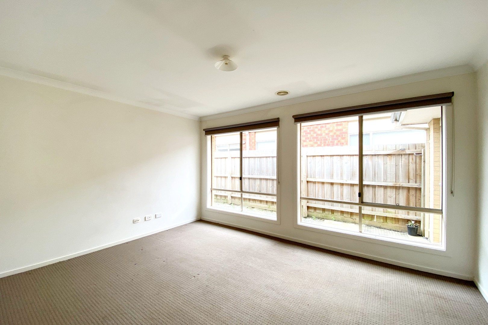 13 Peridot Avenue, Officer, VIC 3809, Officer - Thumbnail 3