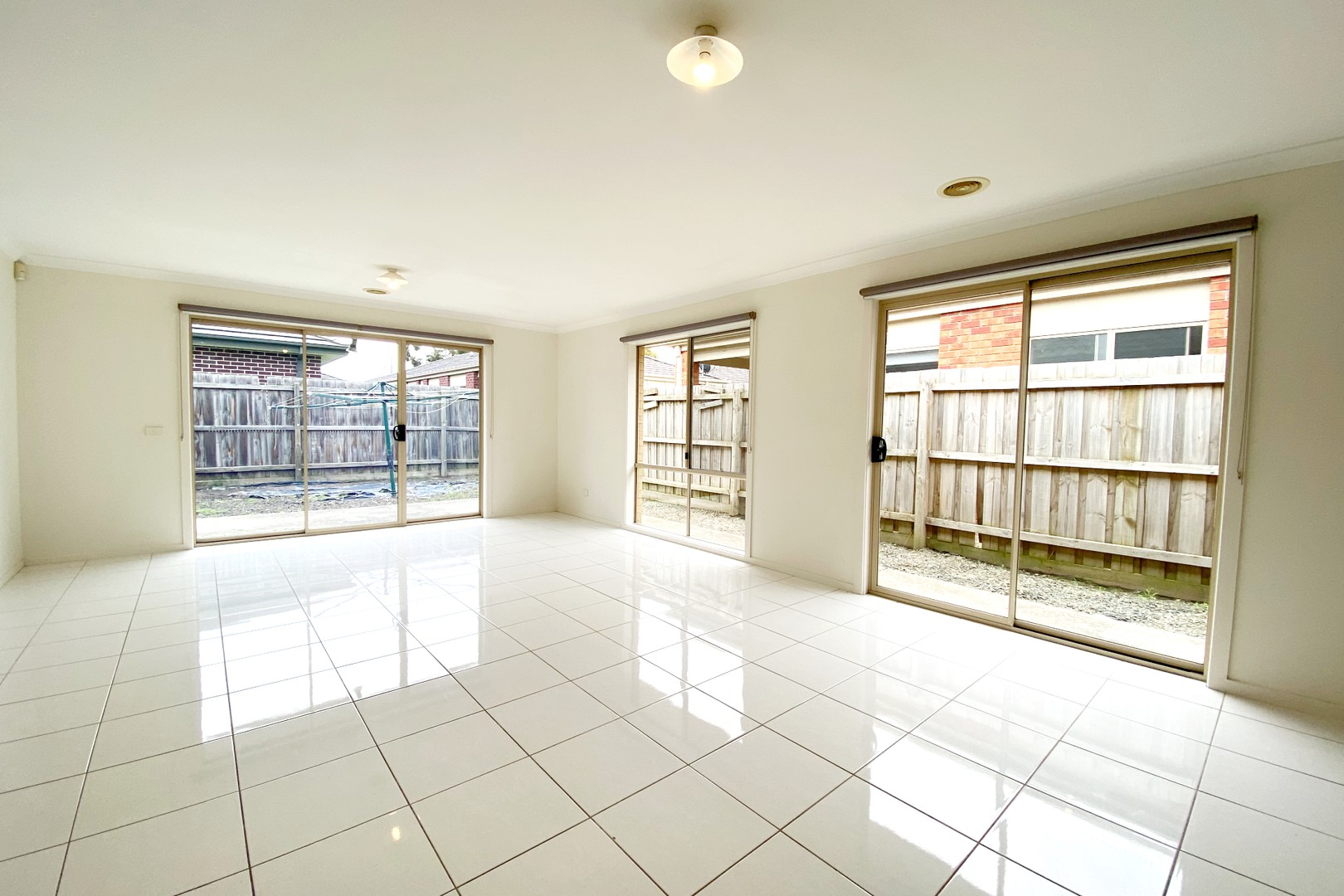 13 Peridot Avenue, Officer, VIC 3809 - Thumbnail 2 - 11/06/2026