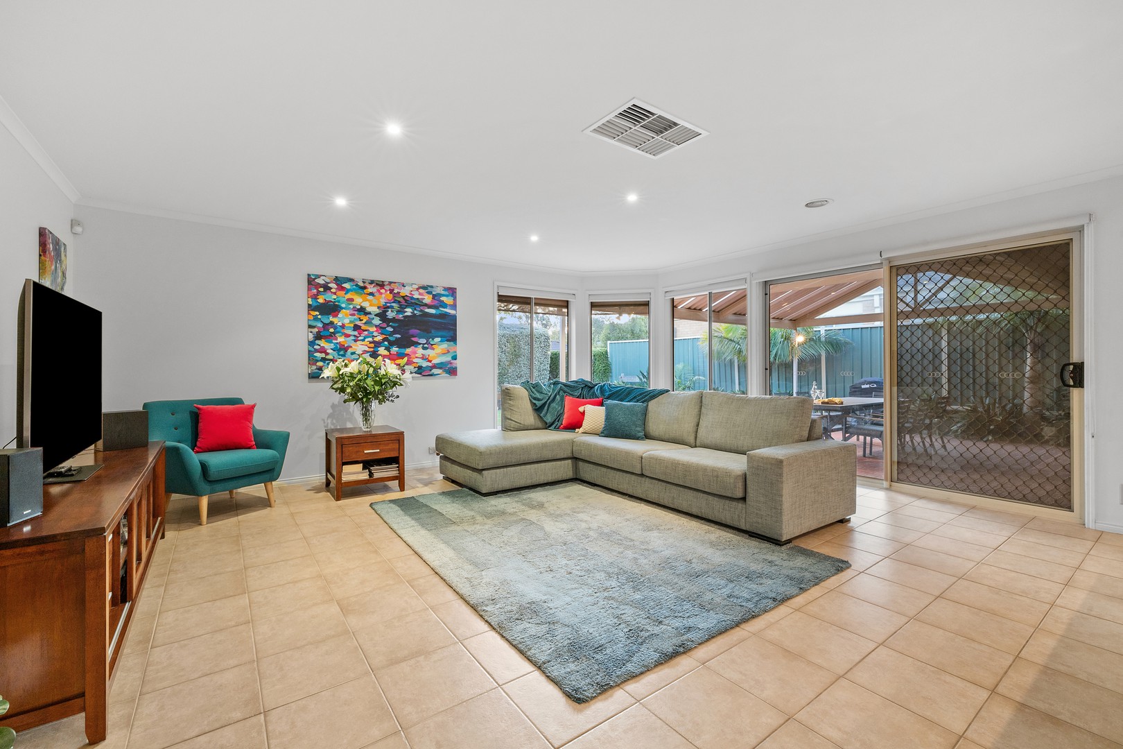 13 Pilgrim Drive, Hillside, VIC 3037, Hillside - Thumbnail 6