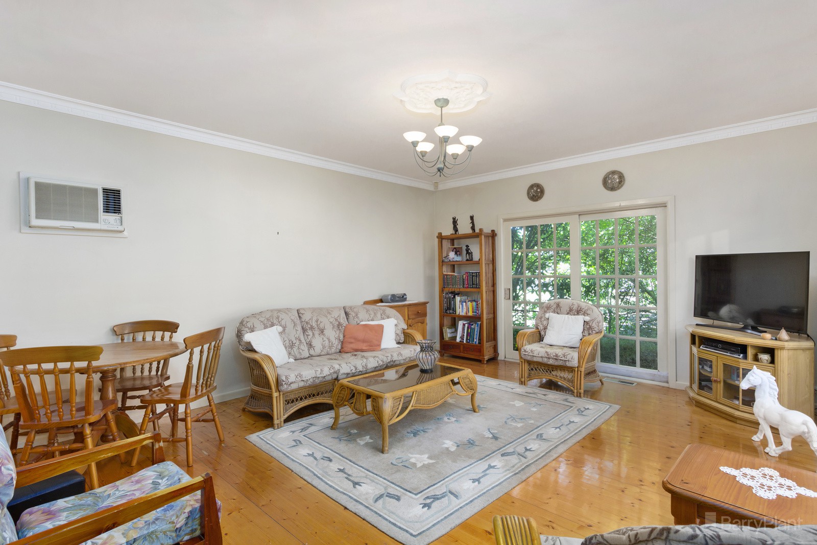 13 Pine Road, Bayswater, VIC 3153, Bayswater - Thumbnail 4