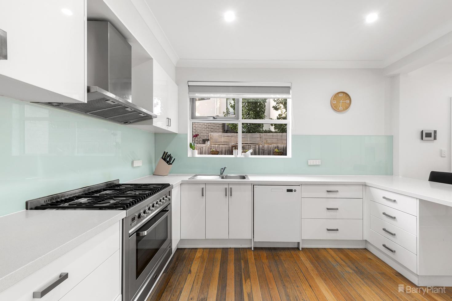 13 Poplar Crescent, Bellfield, VIC 3081, Bellfield - Thumbnail 3