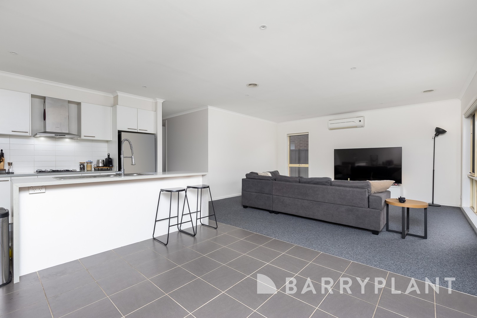 13 Prichard Walk, Point Cook, VIC 3030, Point Cook - Thumbnail 2