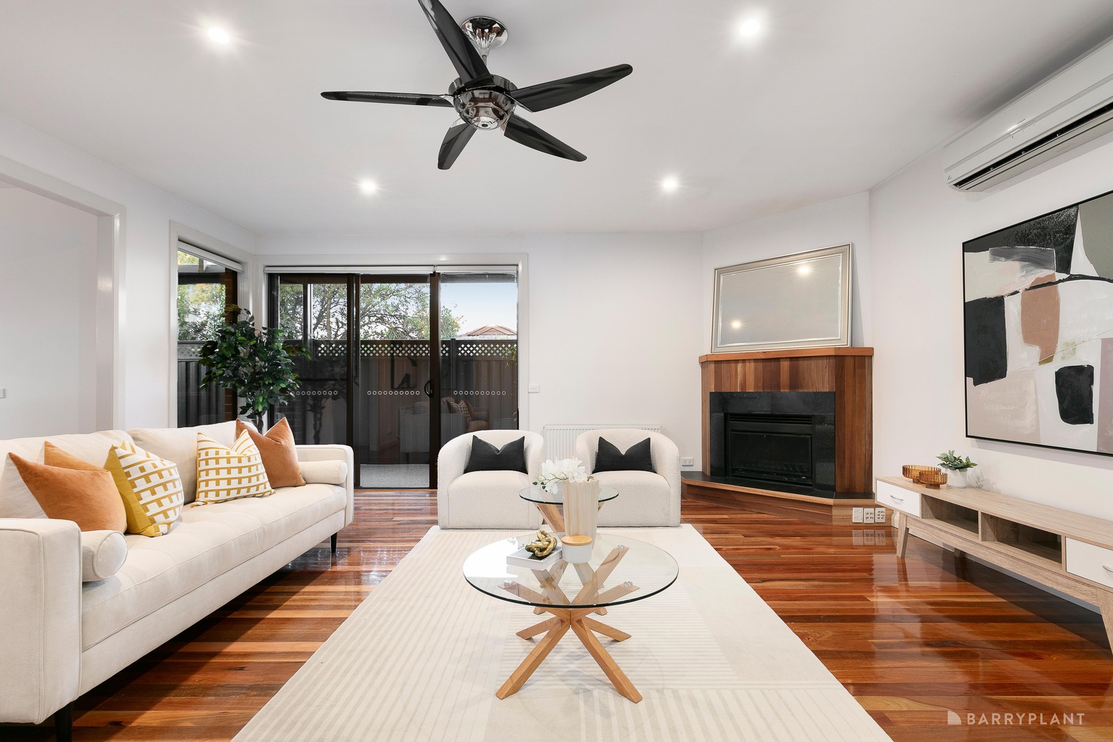 13 Quarry Road, Mitcham, VIC 3132, Mitcham - Thumbnail 2