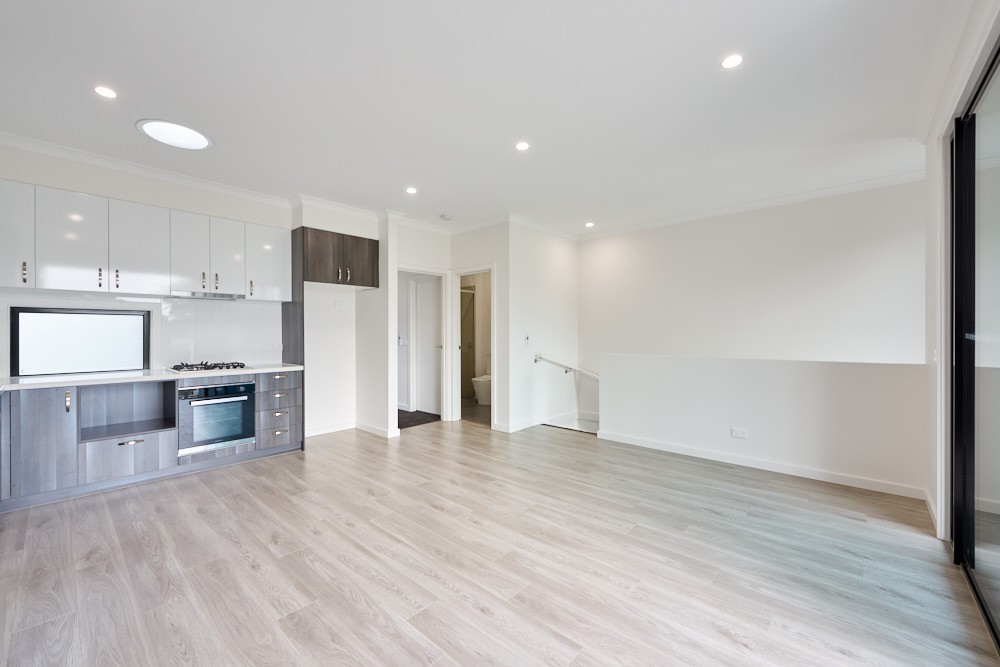 13 Quintinia Avenue, Doveton, VIC 3177, Doveton - Thumbnail 2