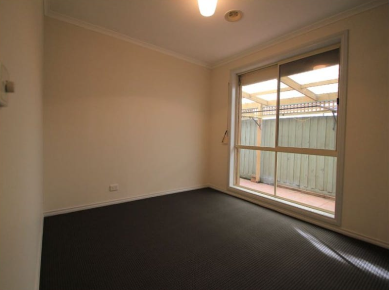 13 Raglan Street, Avondale Heights, VIC 3034, Avondale Heights - Thumbnail 6