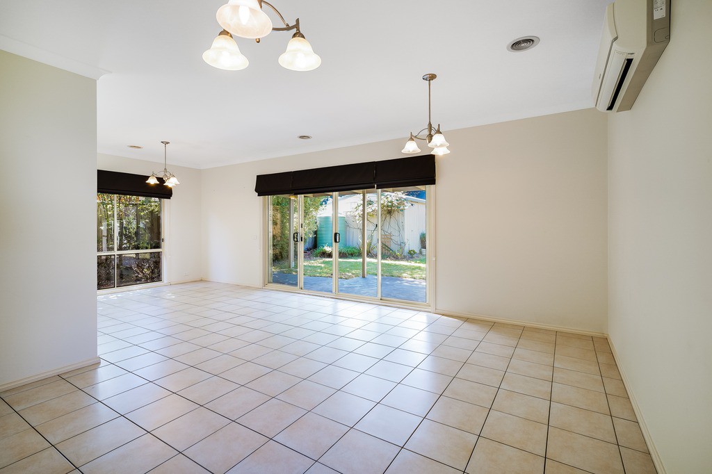 13 Rathmines Place, Highton, VIC 3216, Highton - Thumbnail 4