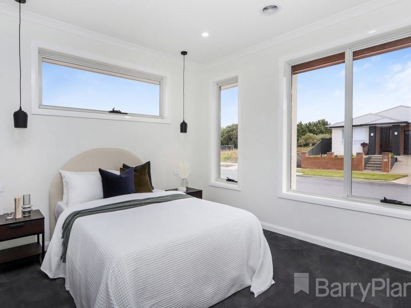 13 Red Wattle Way, Greenvale, VIC 3059, Greenvale - Thumbnail 3