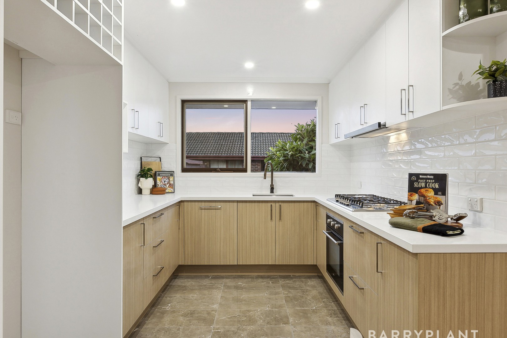13 Riddell Road, Wantirna South, VIC 3152, Wantirna South - Thumbnail 3