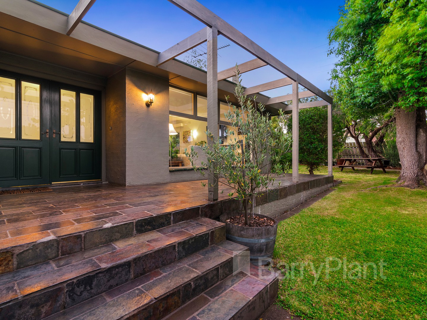 13 Rosehill Street, Scoresby, VIC 3179, Scoresby - Thumbnail 2