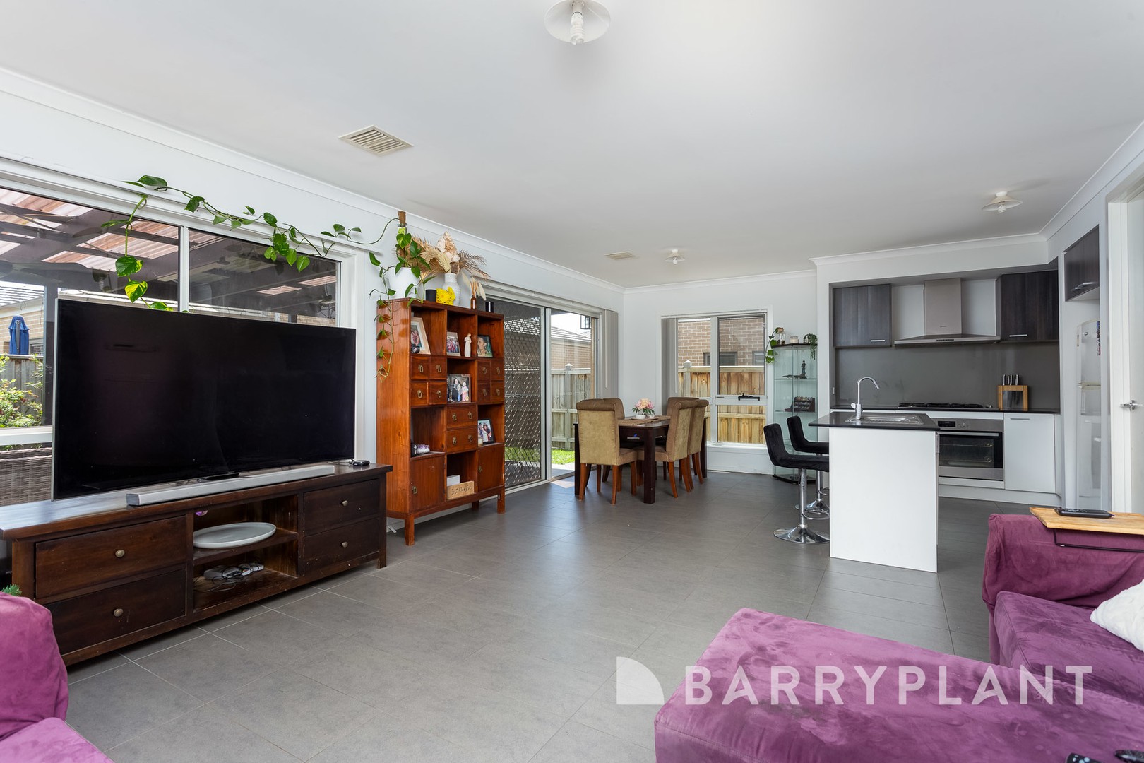 13 Roundhay Crescent, Point Cook, VIC 3030, Point Cook - Thumbnail 6