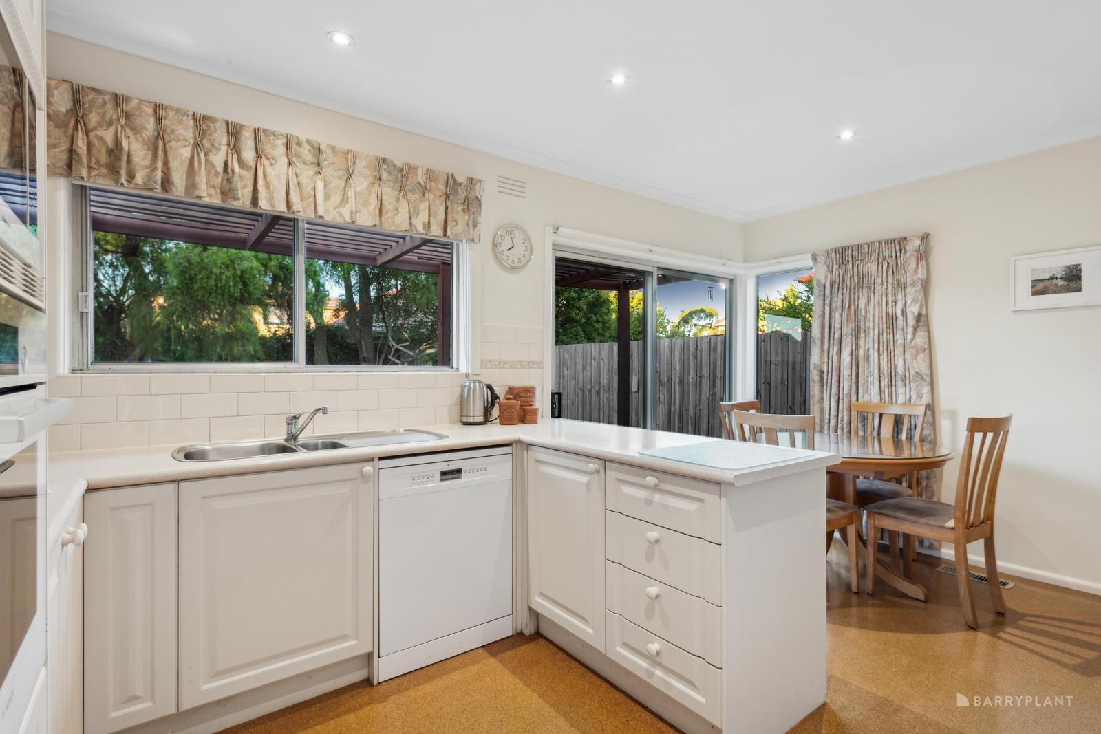 13 Ruby Street, Burwood East, VIC 3151, Burwood East - Thumbnail 5
