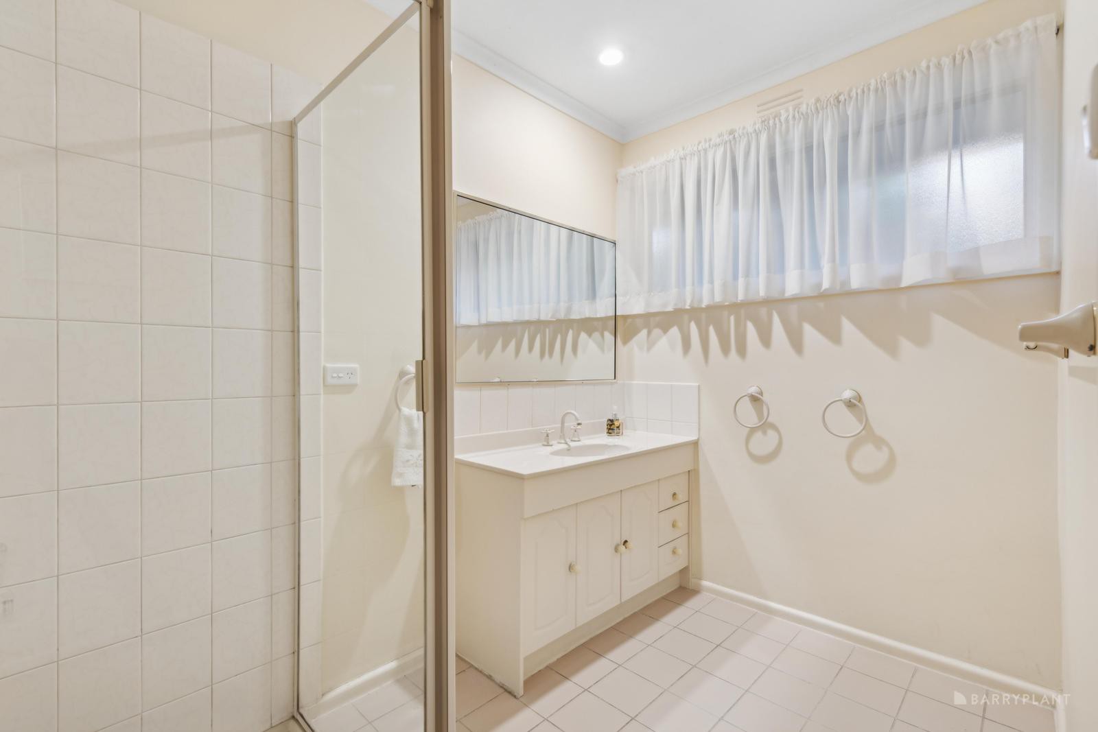 13 Ruby Street, Burwood East, VIC 3151, Burwood East - Thumbnail 7