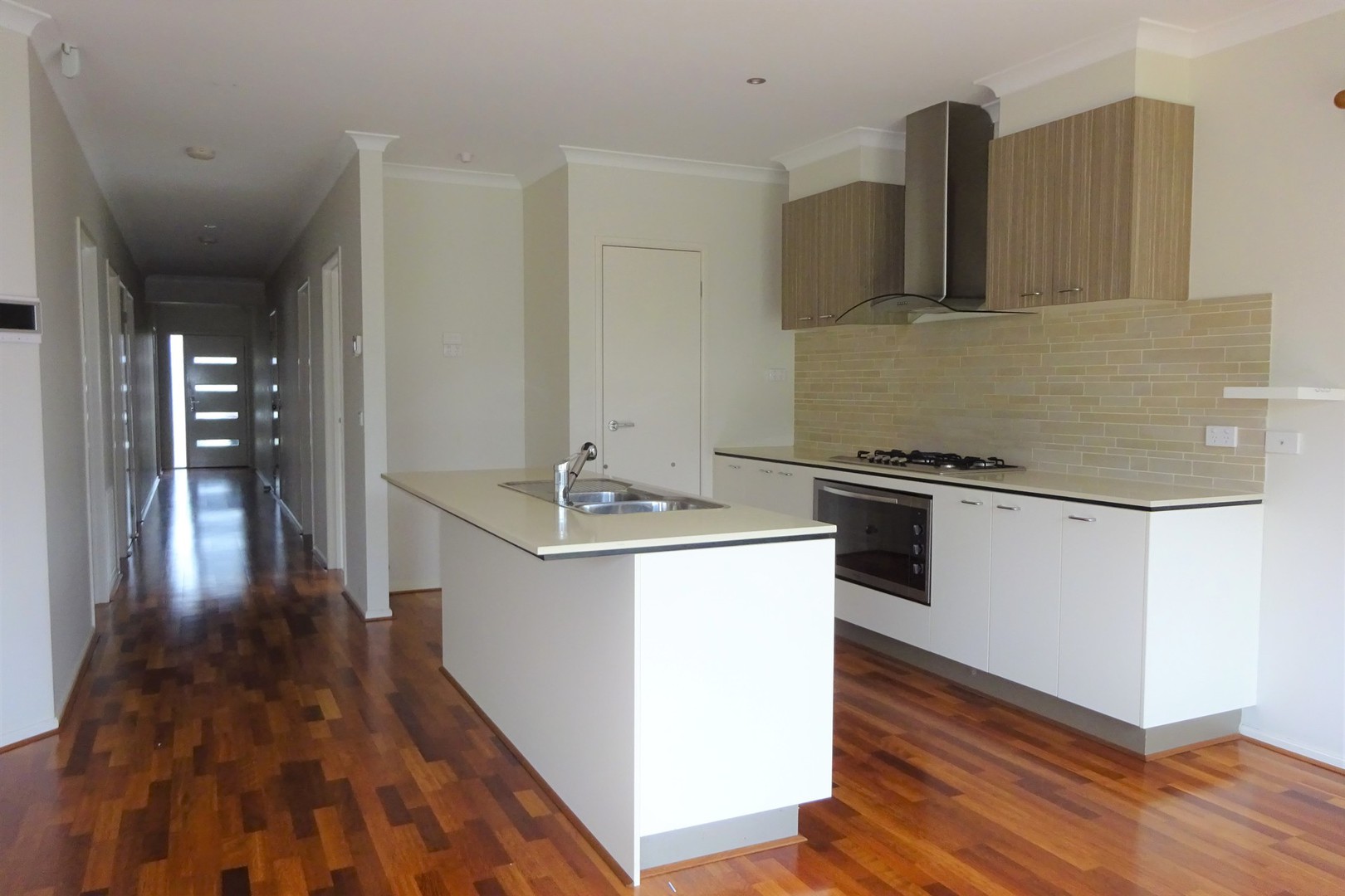 13 Scotney Road, Craigieburn, VIC 3064, Craigieburn - Thumbnail 2