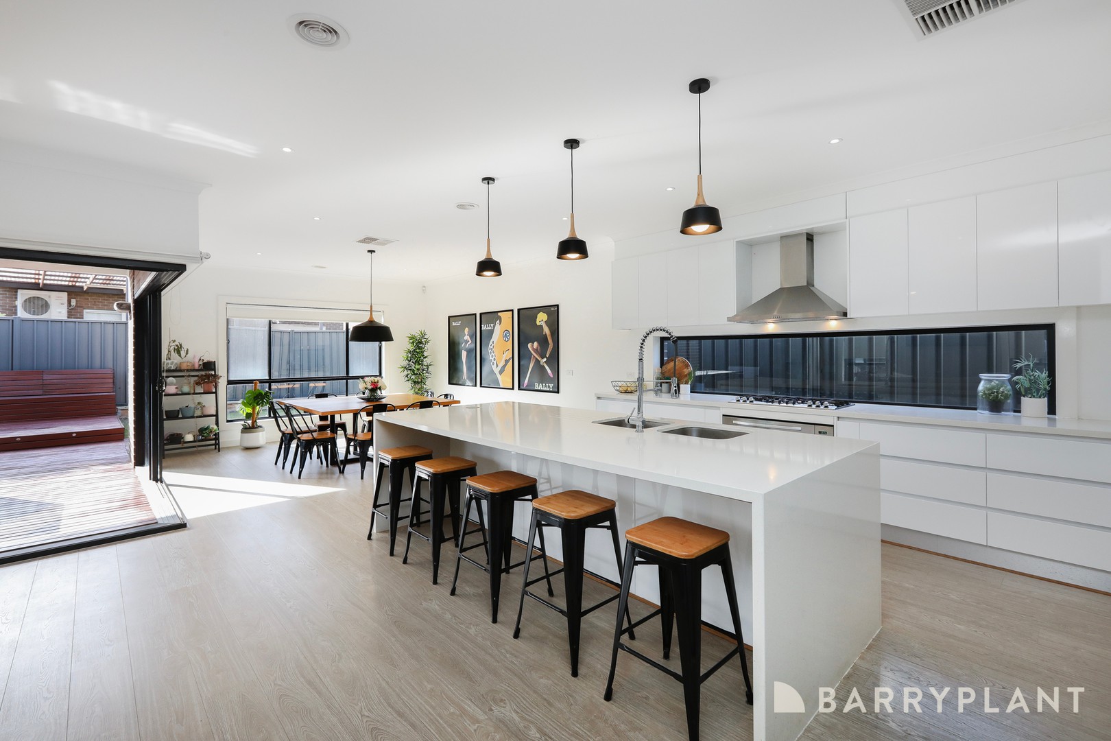 13 Serra Way, Fraser Rise, VIC 3336 - Thumbnail 2 - 22/07/2025