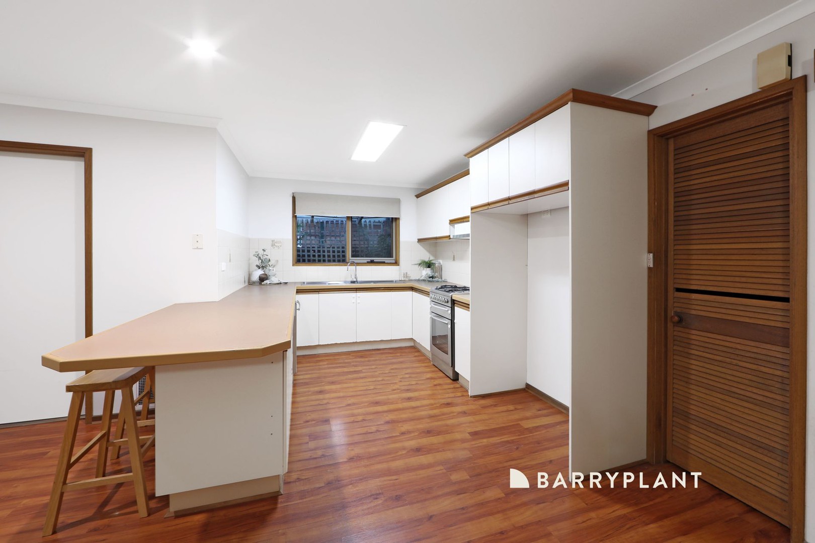 13 Severn Crescent, Rowville, VIC 3178, Rowville - Thumbnail 4