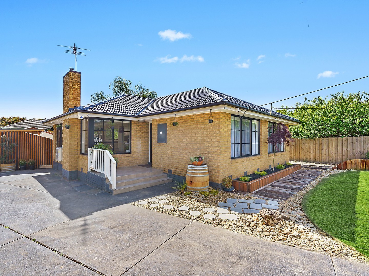 13 Sheargold Court, Reservoir, VIC 3073, Reservoir - Thumbnail 2