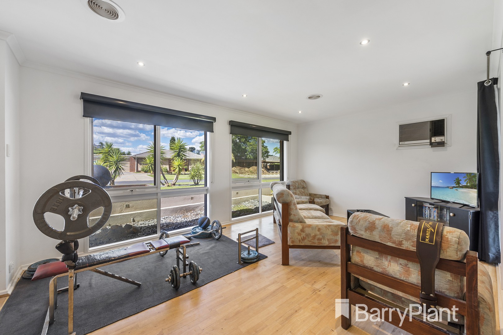 13 Sheepfold Crescent, Melton West, VIC 3337, Melton West - Thumbnail 4