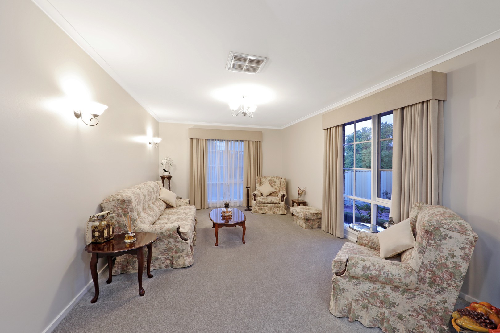13 Silvan Court, Rowville, VIC 3178, Rowville - Thumbnail 2