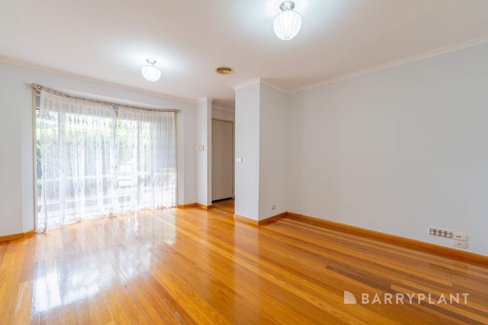 13 Simpson Court, Meadow Heights, VIC 3048, Meadow Heights - Thumbnail 3