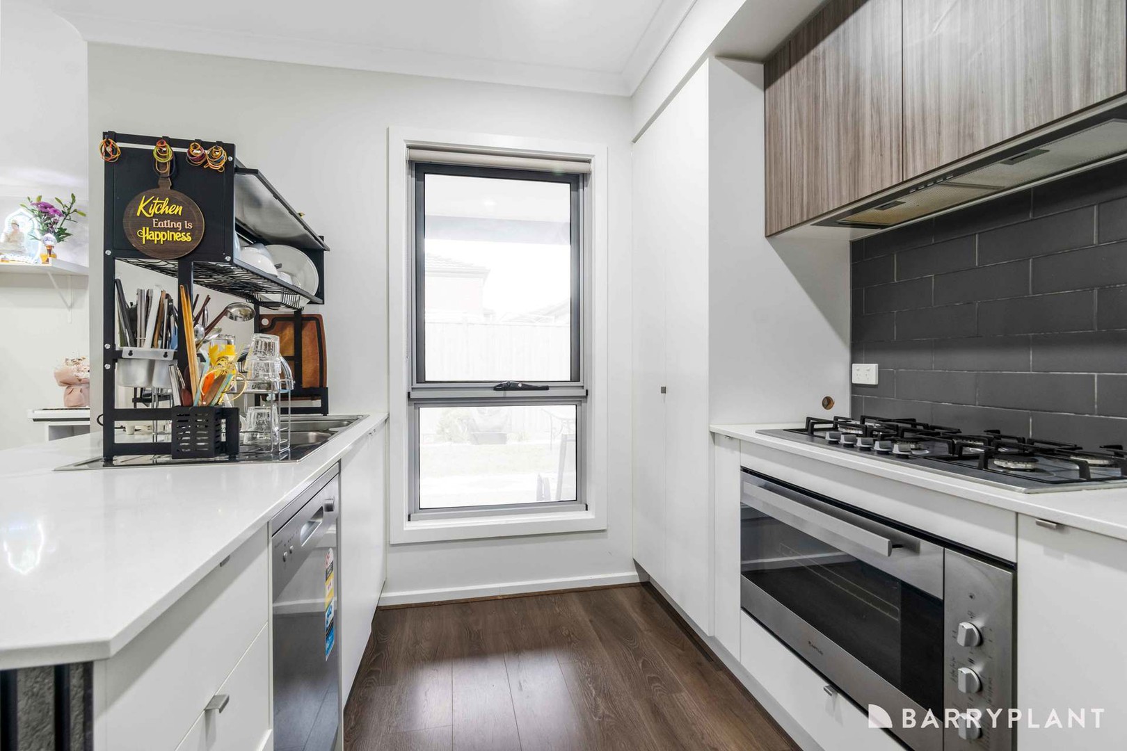 13 Skyline Road, Fraser Rise, VIC 3336, Fraser Rise - Thumbnail 5