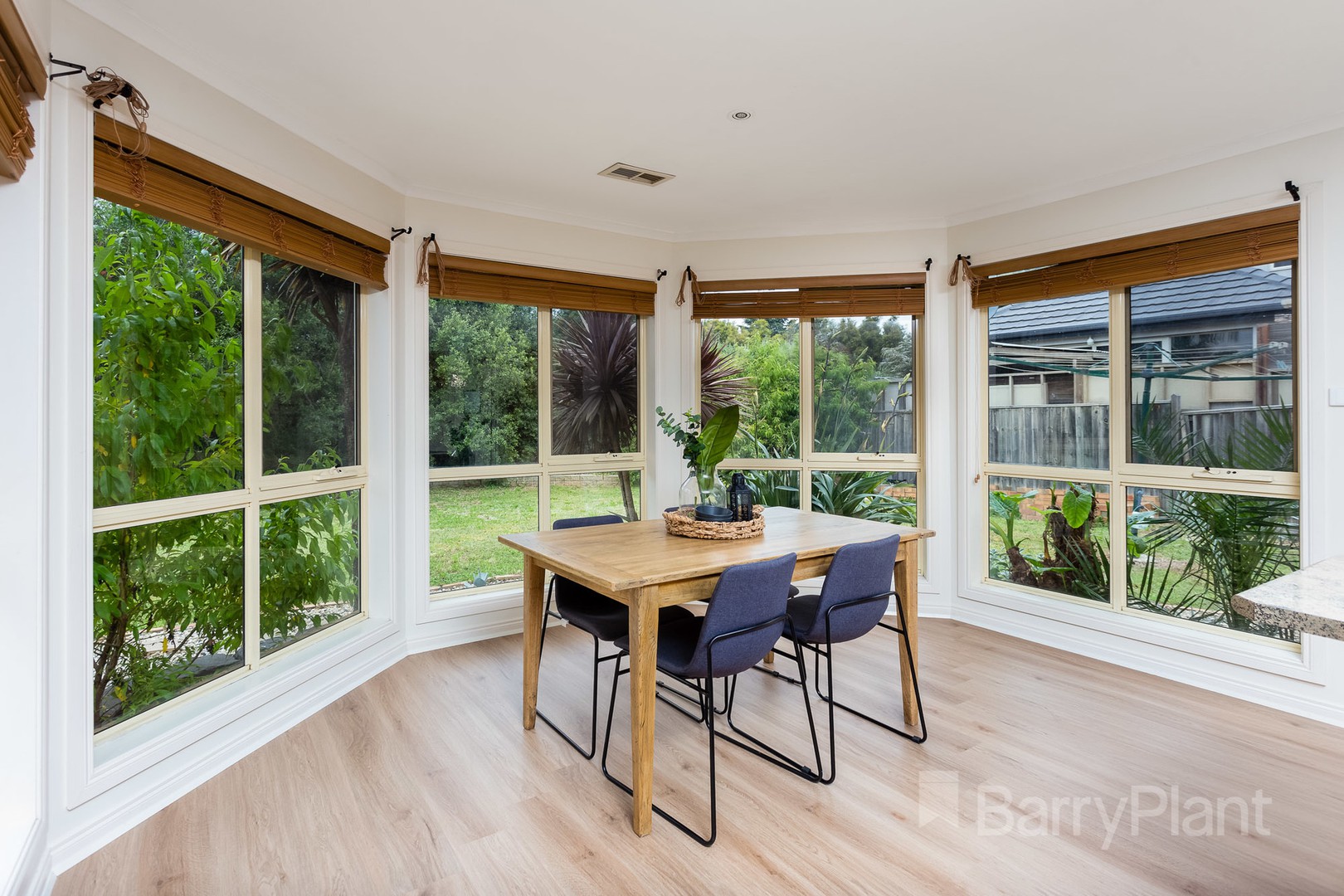 13 South Shore AvenueSanctuary Lakes, VIC 3030, Sanctuary Lakes - Thumbnail 5