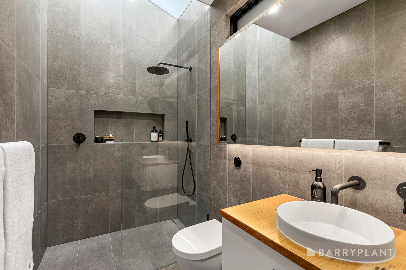 13 Southern Drive, Dingley Village, VIC 3172, Dingley Village - Thumbnail 6
