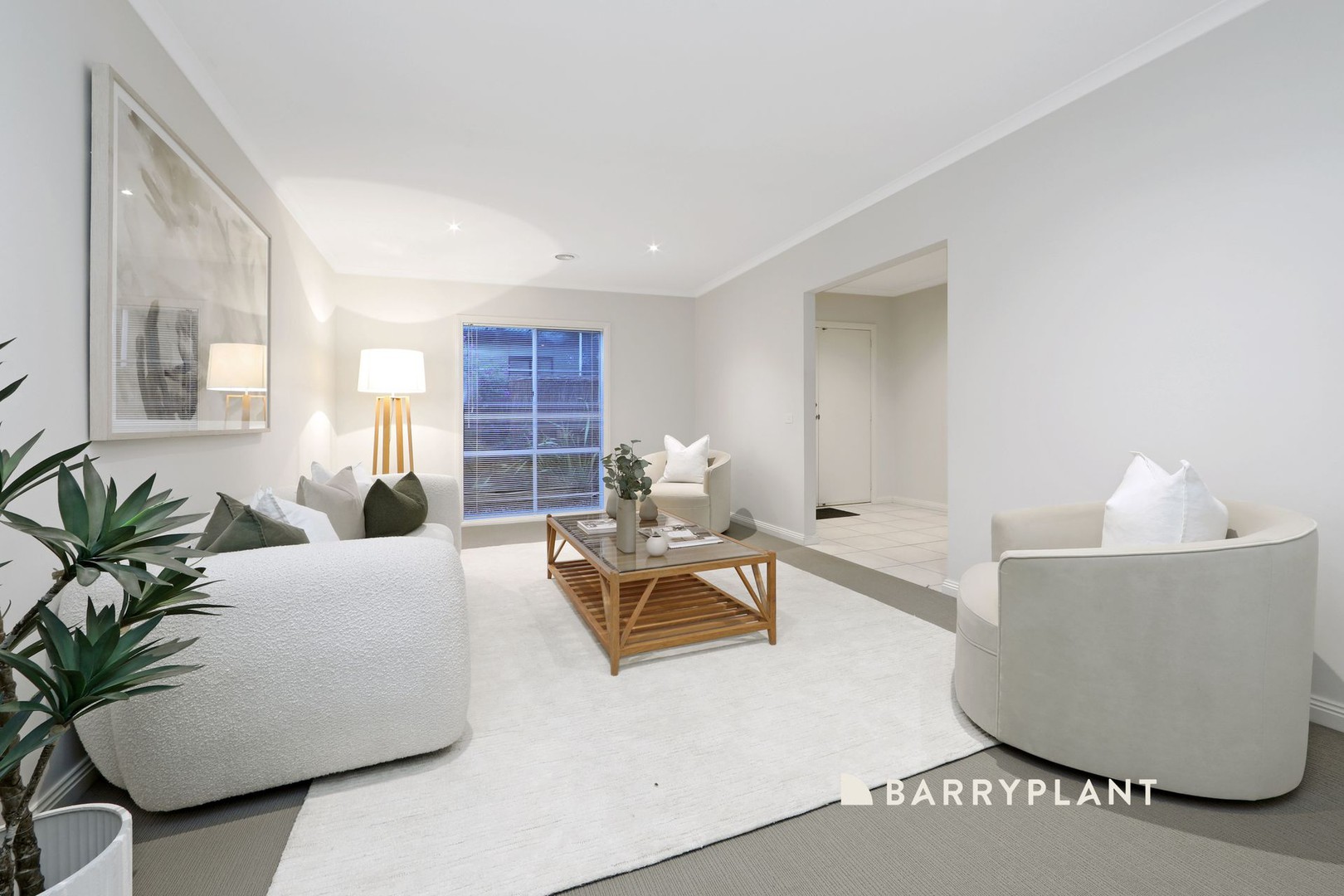13 Sovereign Manors Crescent, Rowville, VIC 3178, Rowville - Thumbnail 4