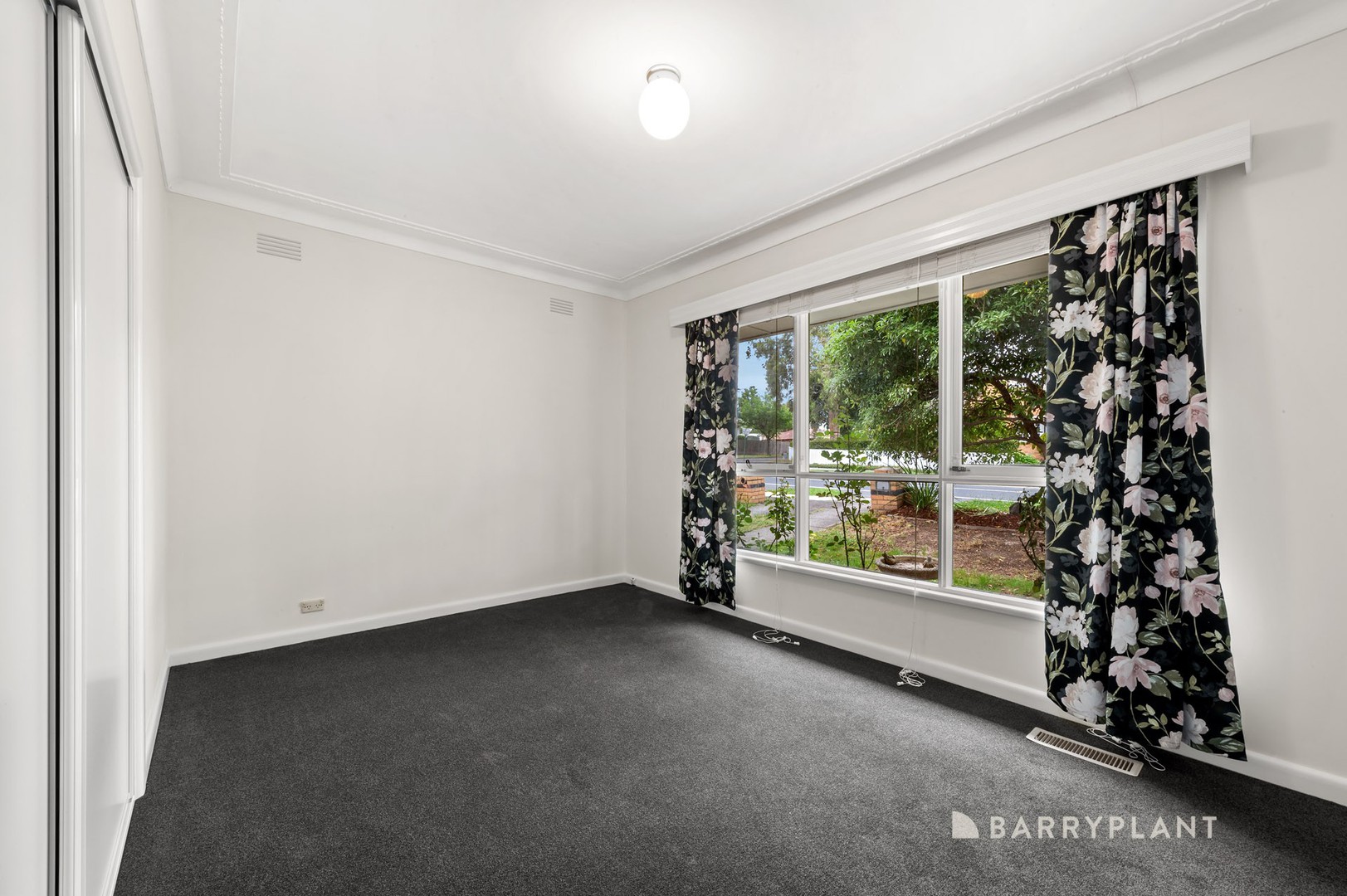 13 Springfield Road, Blackburn North, VIC 3130, Blackburn North - Thumbnail 5